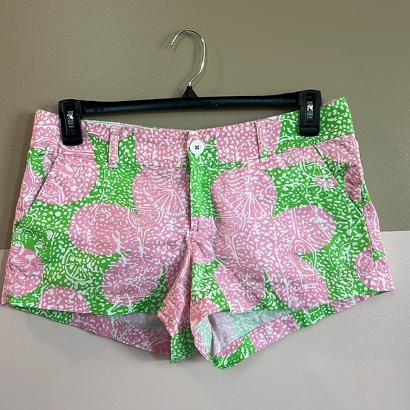 Lilly Pulitzer Limeade Cheat Ya Pink Walsh Shorts - Picture 1 of 5